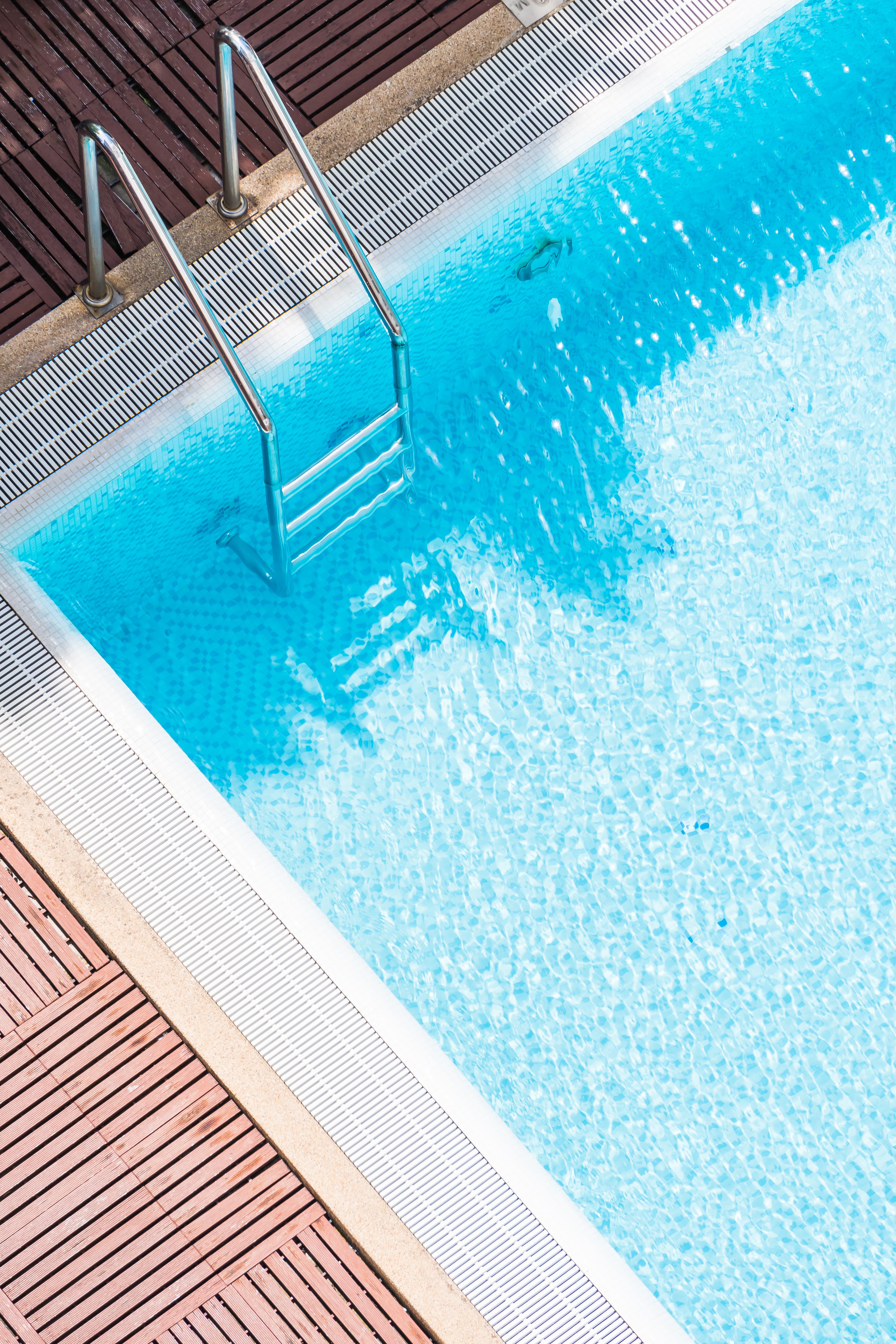 Armonia swimming pool with a sun-soaked deck