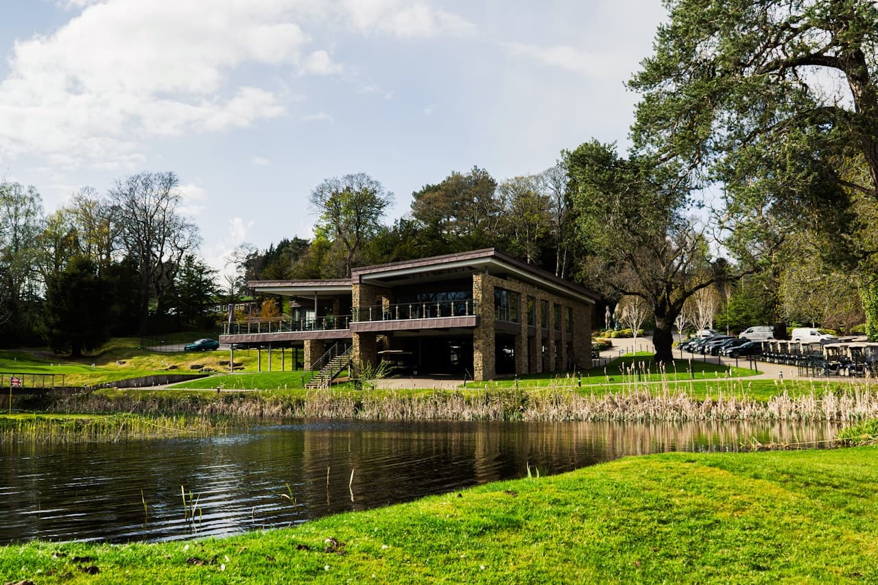 Armonia clubhouse with lounge terraces